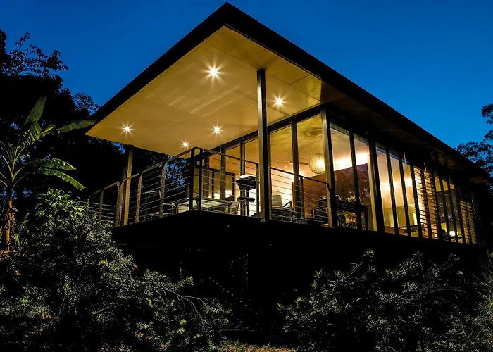 Glass On Glasshouse