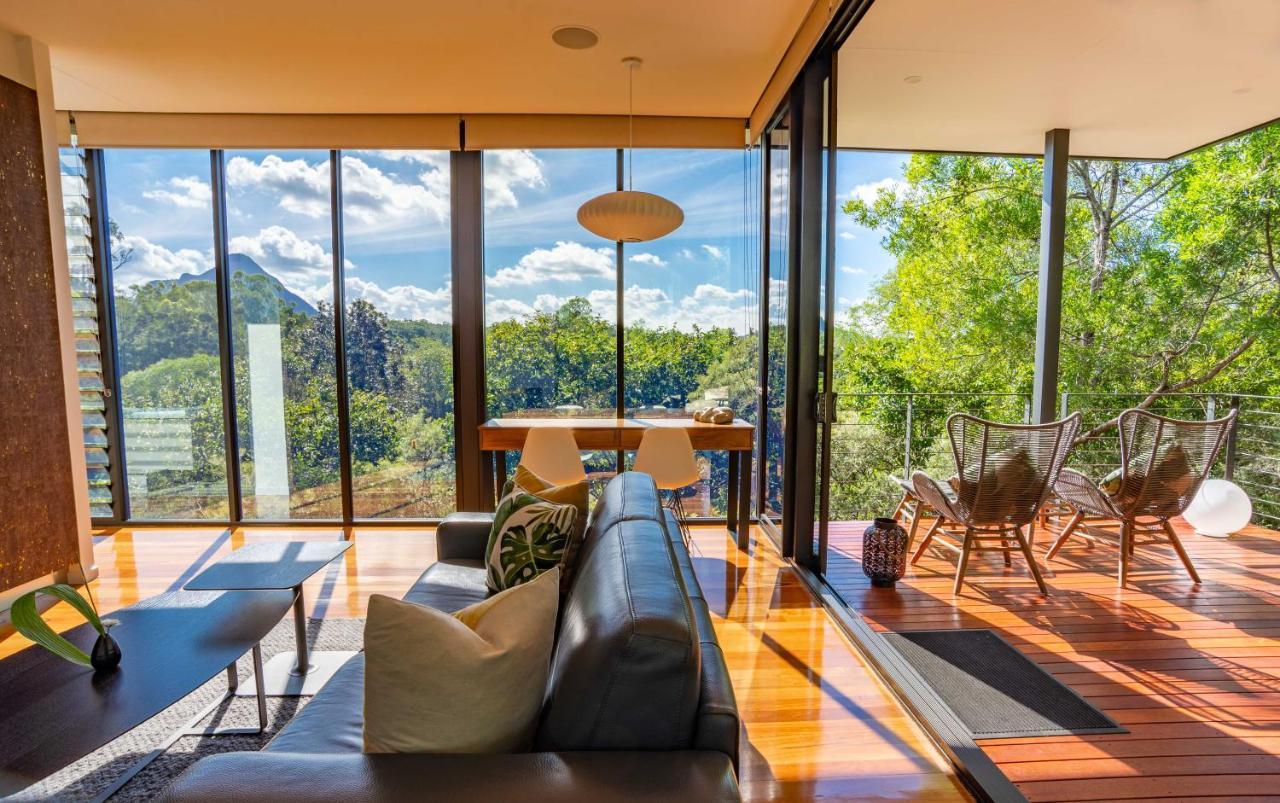 Glass On Glasshouse * Glass House Mountains
