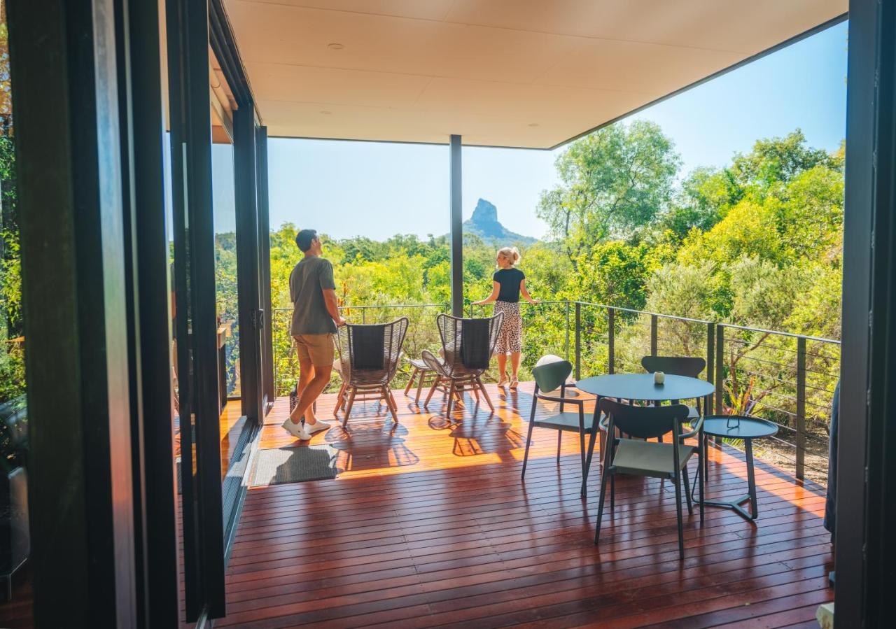 Glass On Glasshouse * Glass House Mountains
