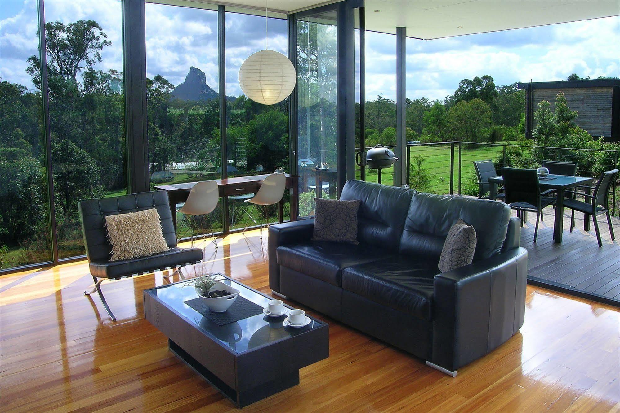 Glass On Glasshouse Holiday home *