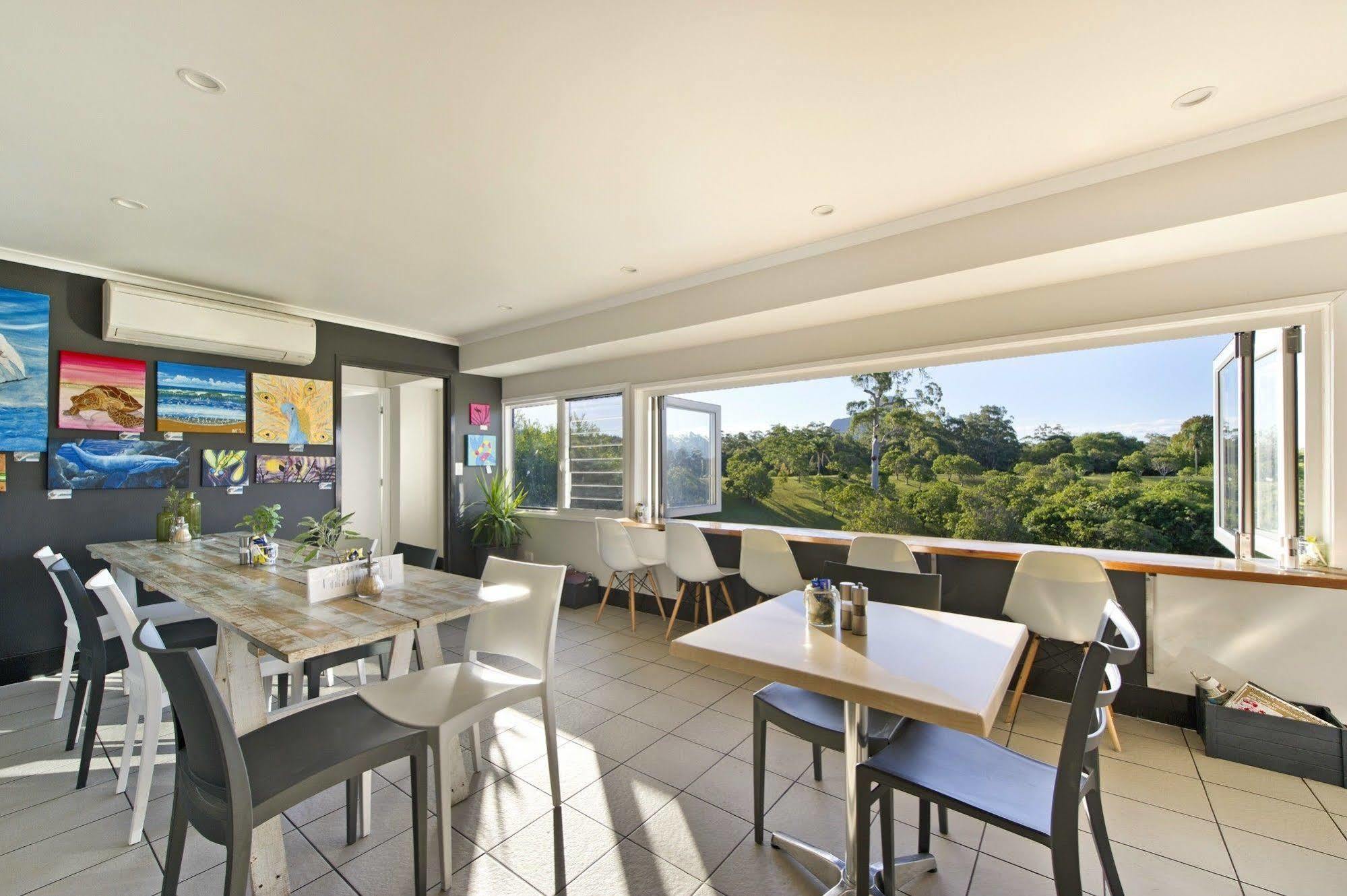 Glass On Glasshouse Holiday home